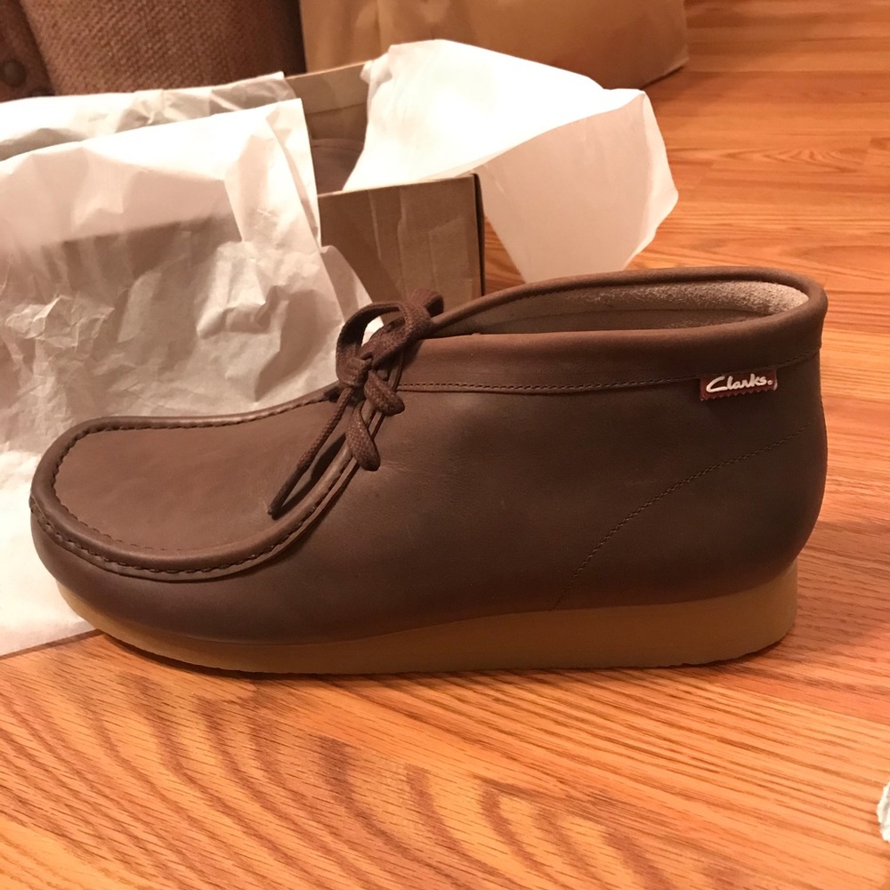 Men’s size 12 Clark’s Hi Moc Toe Boot - Oily Brown
